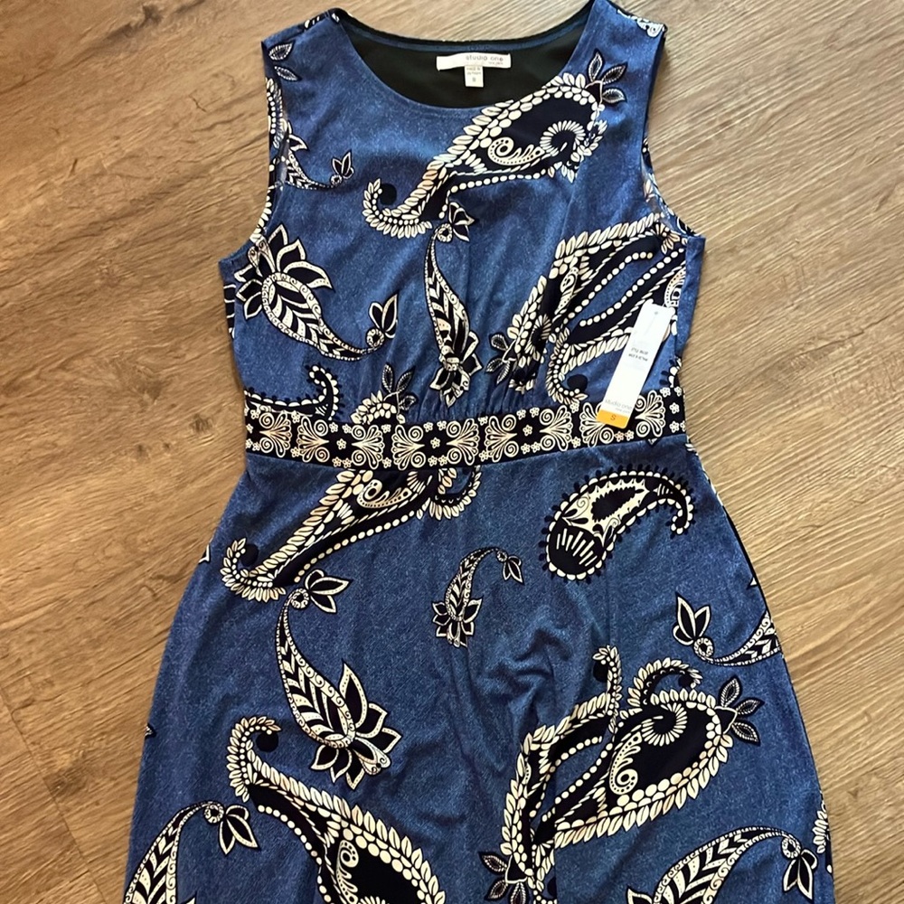 Studio One Nee York Blue Paisley Midi Dress- Sleeveless